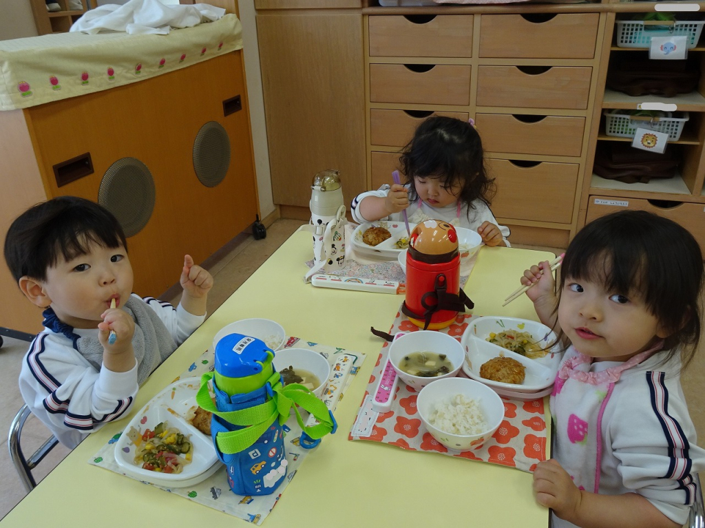 給食始まり