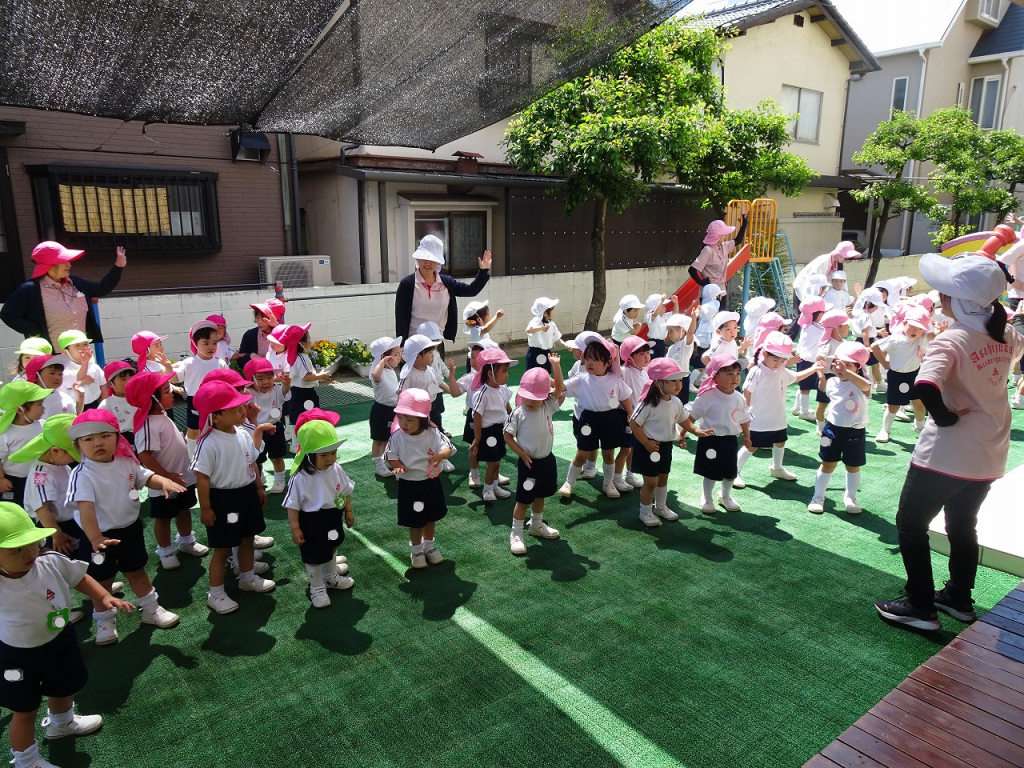 来週からプールが始まります！