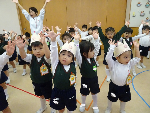 誕生祝い会(10・11月）＆勤労感謝の日プレゼント