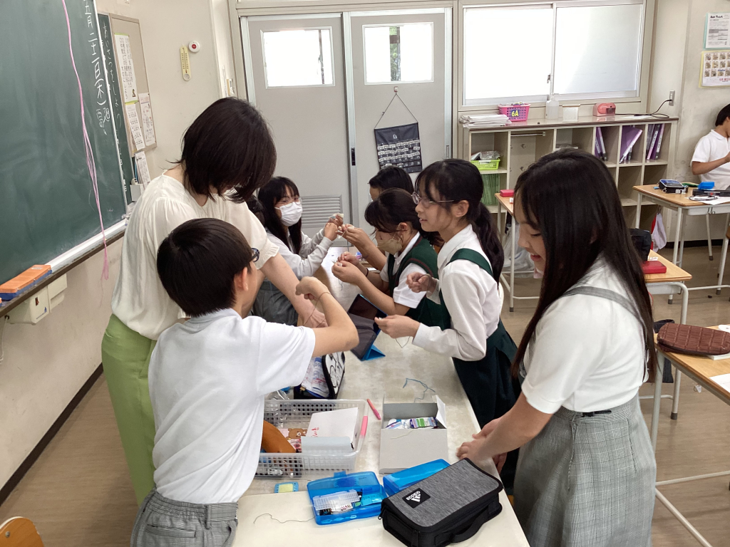 家庭科で裁縫に熱中しました