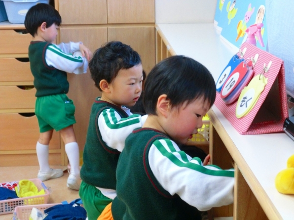 明日は修了式です