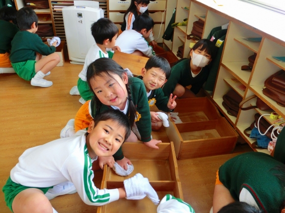 明日は卒業式です
