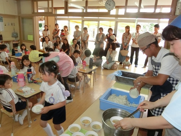 年中給食参観日