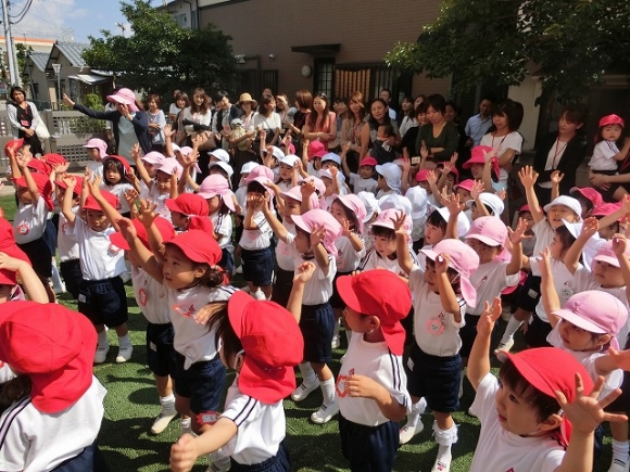年少保育参観日・年中敬老会がありました。