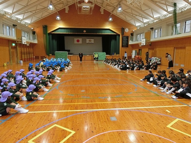 朝日塾小学校へ行ったよ　年中