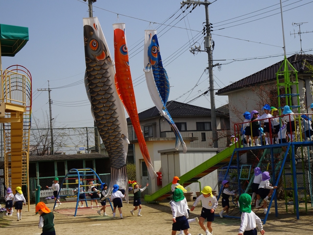 戸外遊びは楽しいね