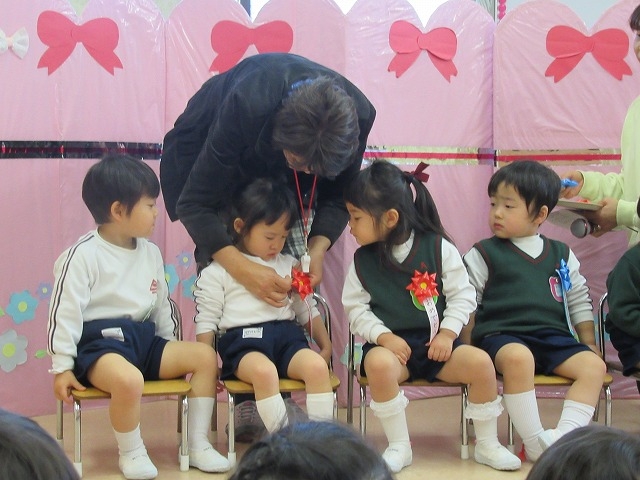 12月・１月誕生祝い会（２・３・５歳）がありました。