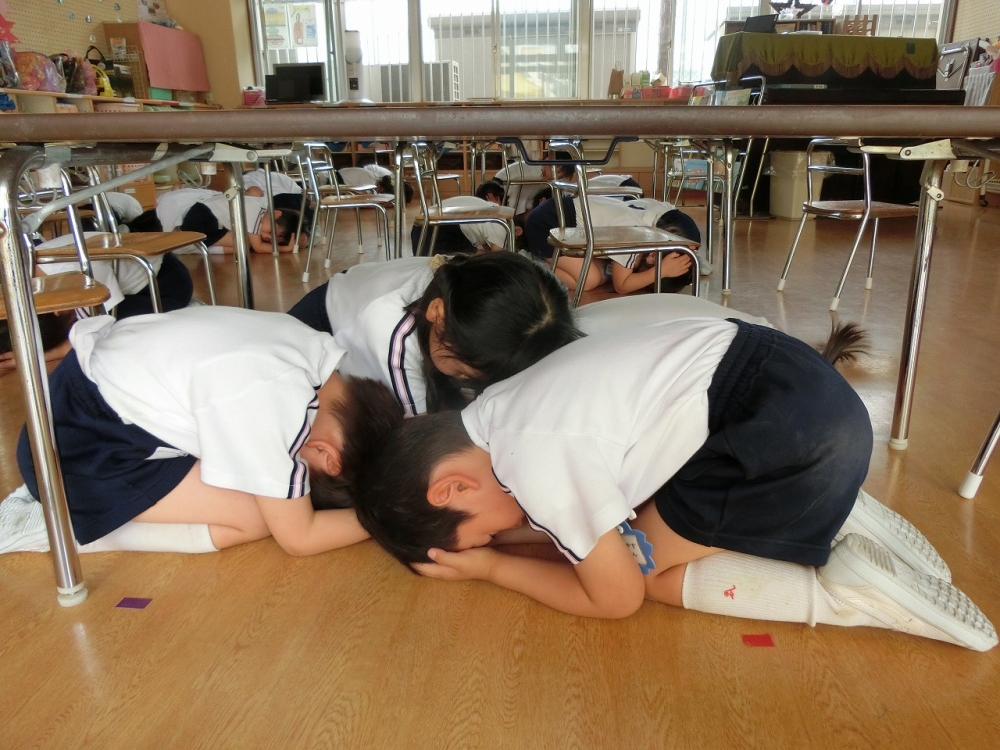 避難訓練（地震）
