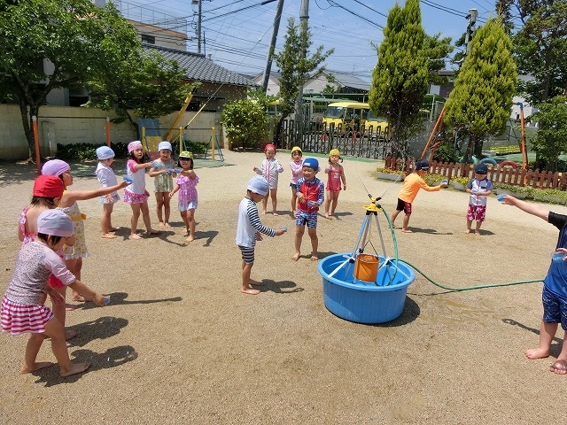 年中 水遊び