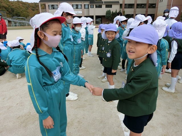 年中　小学校交流会
