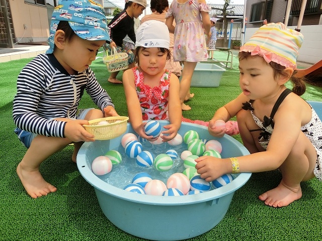 年少　今週の水遊び