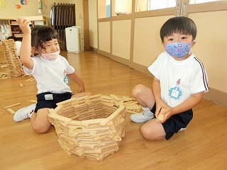雨でも元気な子供達！