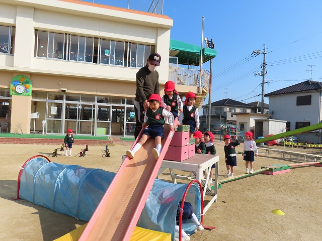 運動あそびワークショップ（年少・年中）
