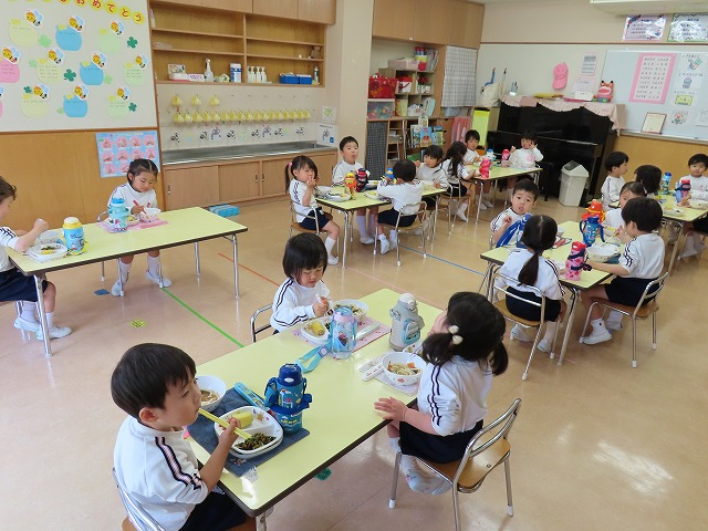給食始まり