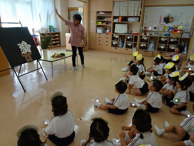 お月見会（２歳・年少・年長）/芋掘り（年中）