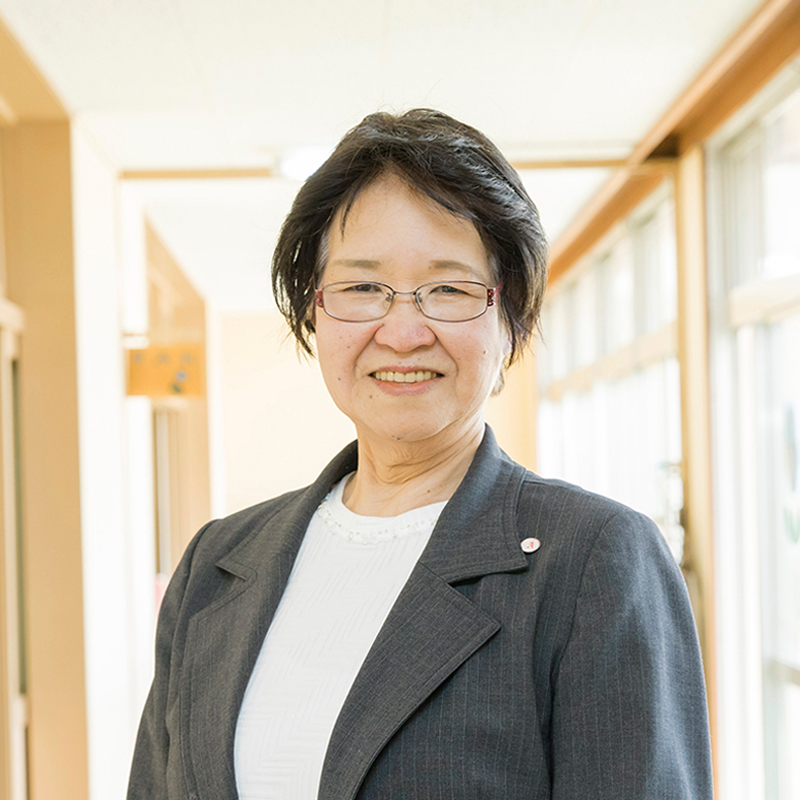 朝日学園 教育アドバイザー 岡﨑 多美子