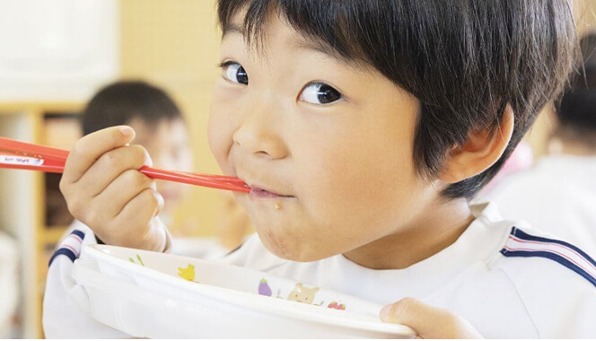 給食