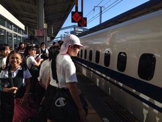 ただいま、新幹線。