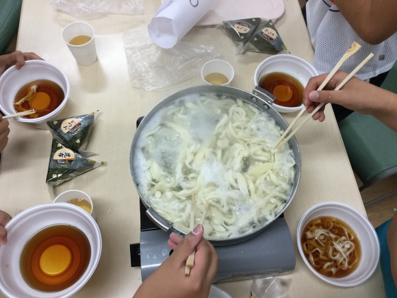 夏の合宿 2日目 うどん作り体験