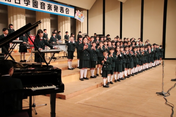 朝日学園　音楽発表会