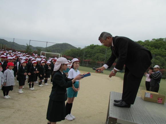 全校朝礼がありました。