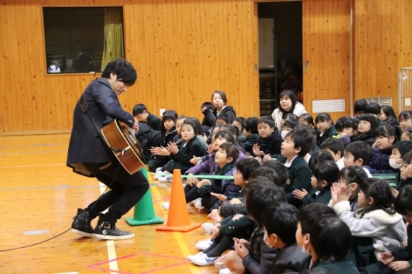 歌う道徳講師　大野靖之さんライブ