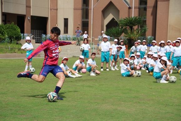 ファジアーノ岡山、中野選手との交流