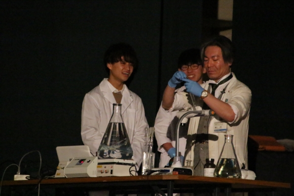 令和元年度 PTA主催「わくわく化学ショー」