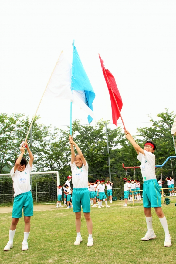 2・4・6年生の運動会が開催されました