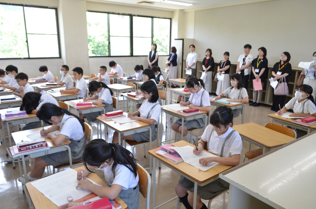 授業参観・懇談会（２・３・６年）