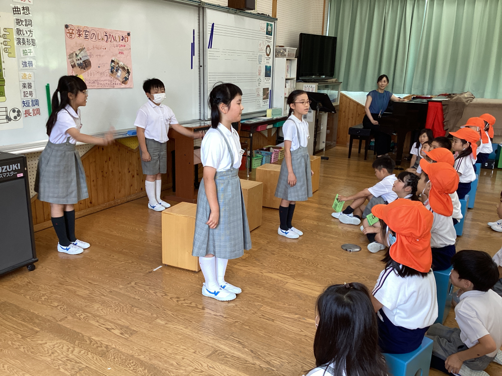 朝日塾幼稚園児との交流会