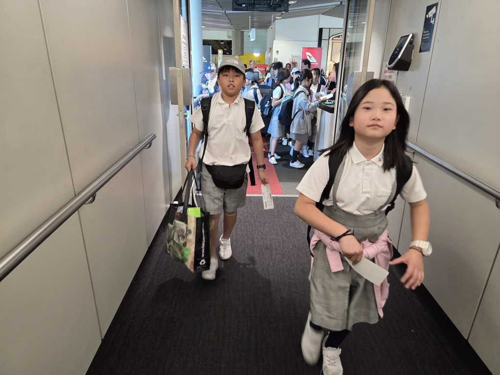 レッツゴー、シドニーへ！