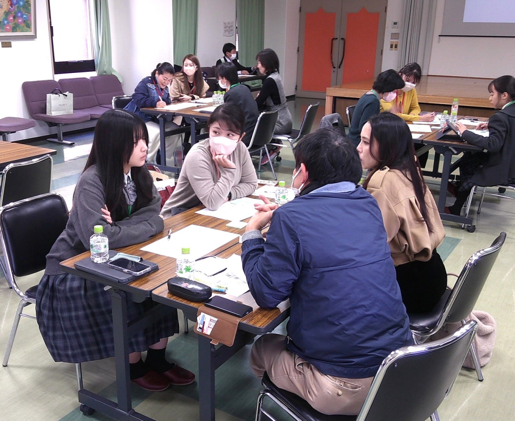 連合PTA主催　第二回　国際バカロレア（IB）授業体験会