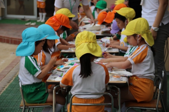 朝日塾小学校の先生と遊ぼう in塾幼