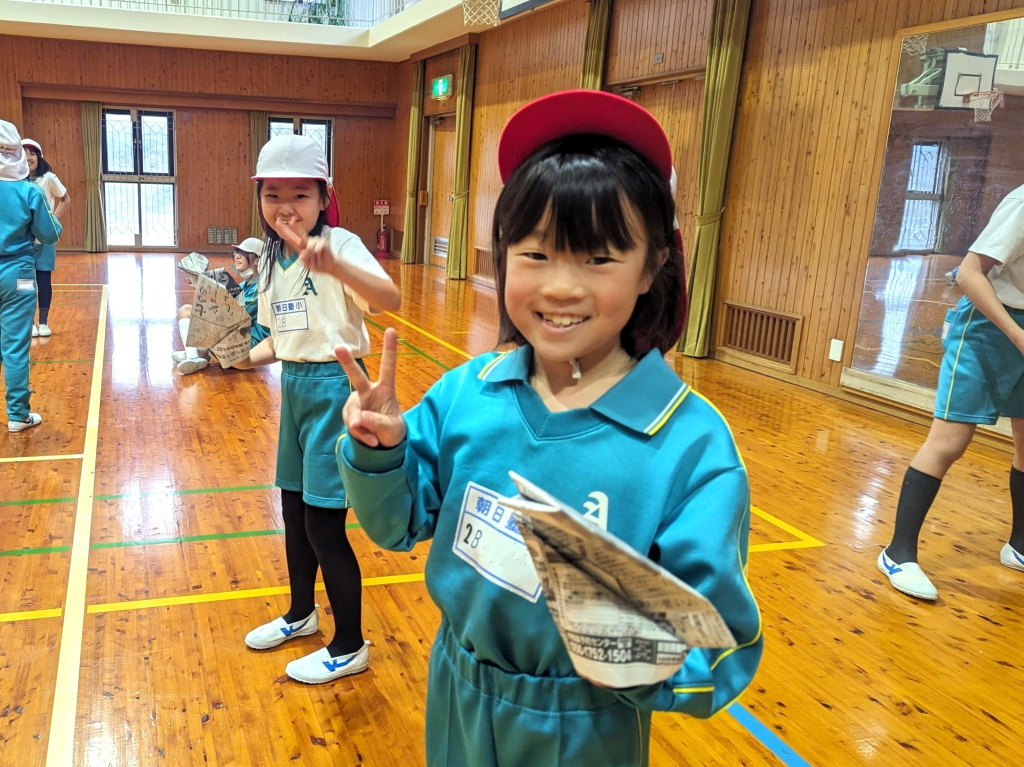 2年生と、大谷選手のグローブでキャッチボールをしました