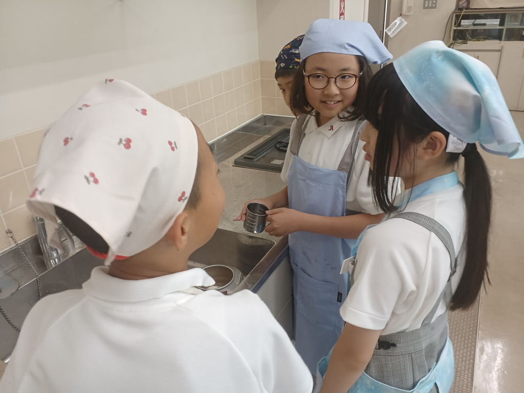 家庭科「ティーパーティ」
