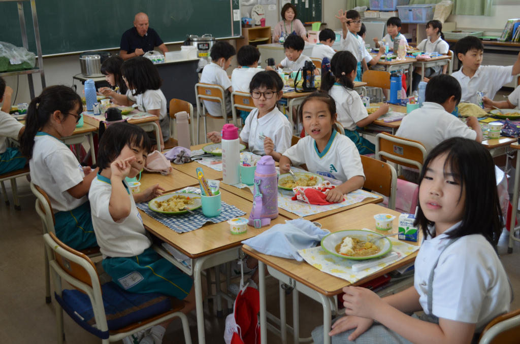 交流給食（異学年交流）