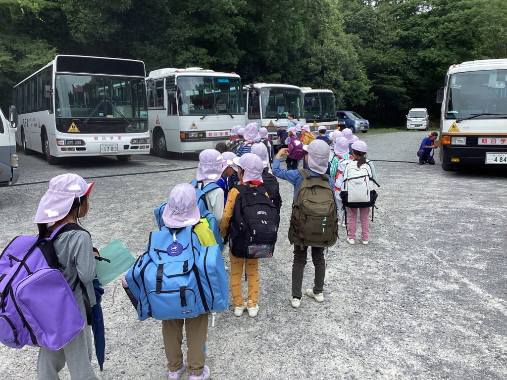 山の学校へ！