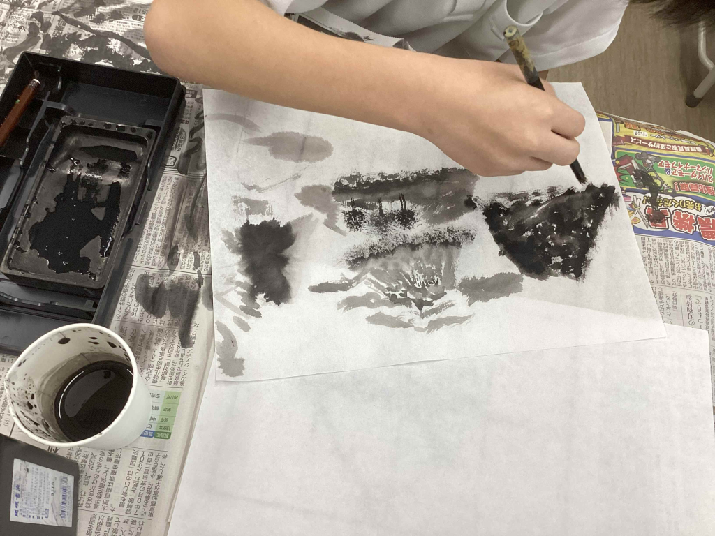墨絵に挑戦！