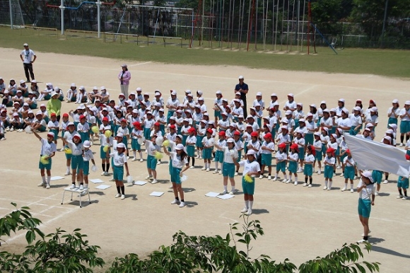 応援合戦の練習をしました