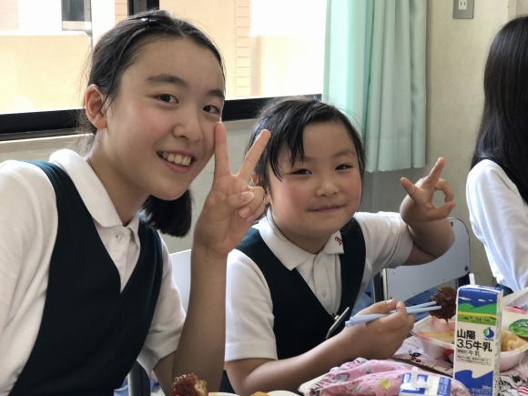 交流給食がありました