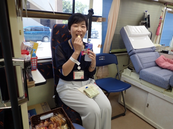 ☆休憩～十分に水分補給をしていただきます。トップバッターは鳥海望美先生でした。