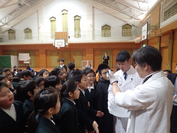 平成30年度　PTA主催「わくわく化学ショー」
