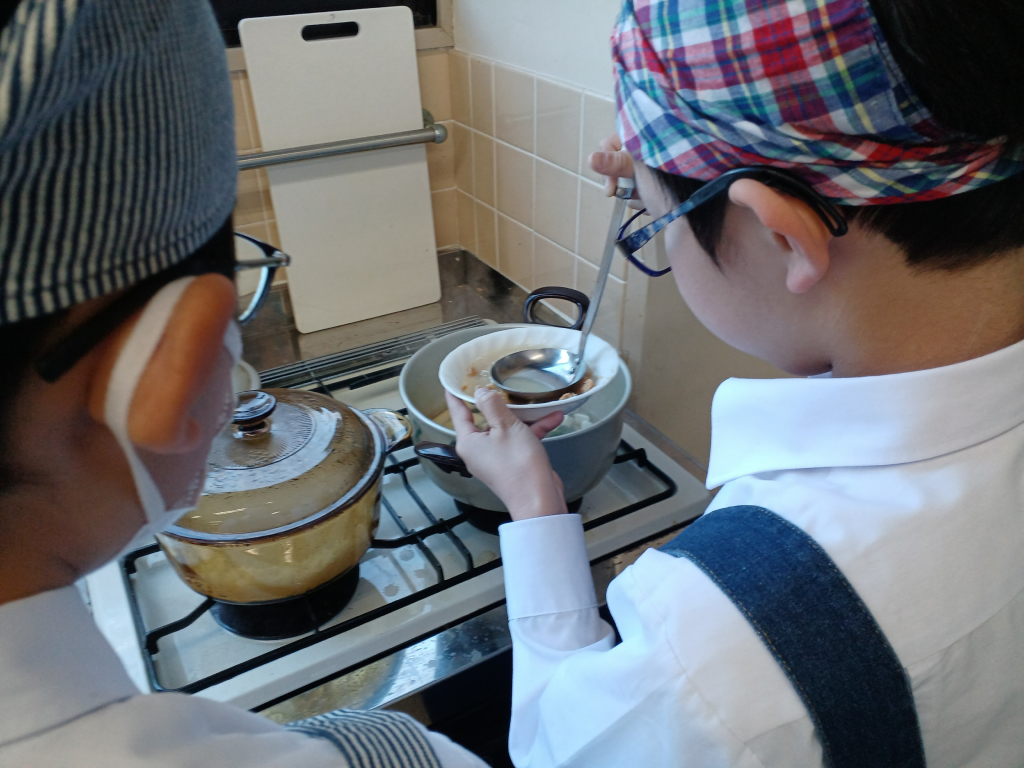 家庭科「ご飯とみそ汁」