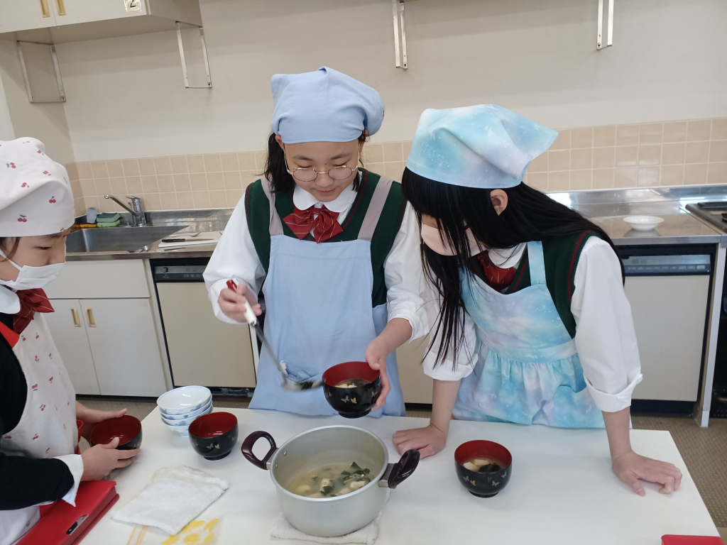家庭科「ご飯とみそ汁」