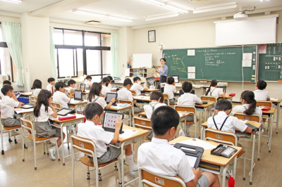 1～6年生の授業を自由に見学
