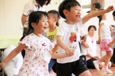 朝日塾小学校の先生と英語であそぼう
