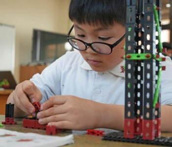 エンジニア： プログラミングラボ