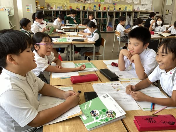 運動会で作戦を練る様子