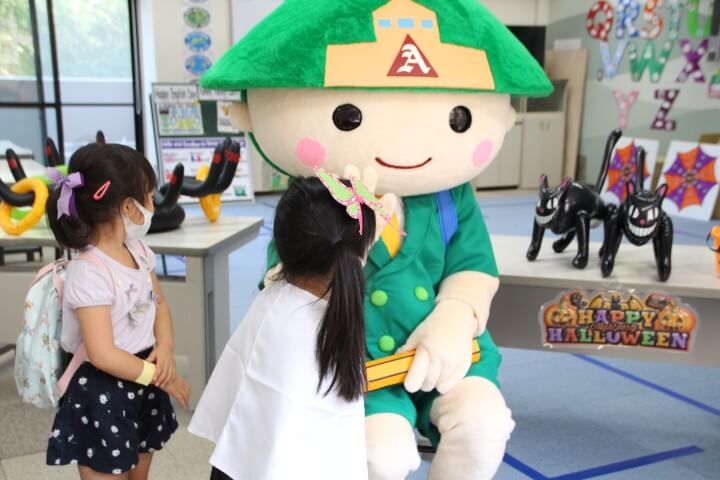 「何者にでもなれる、私たちなら。」